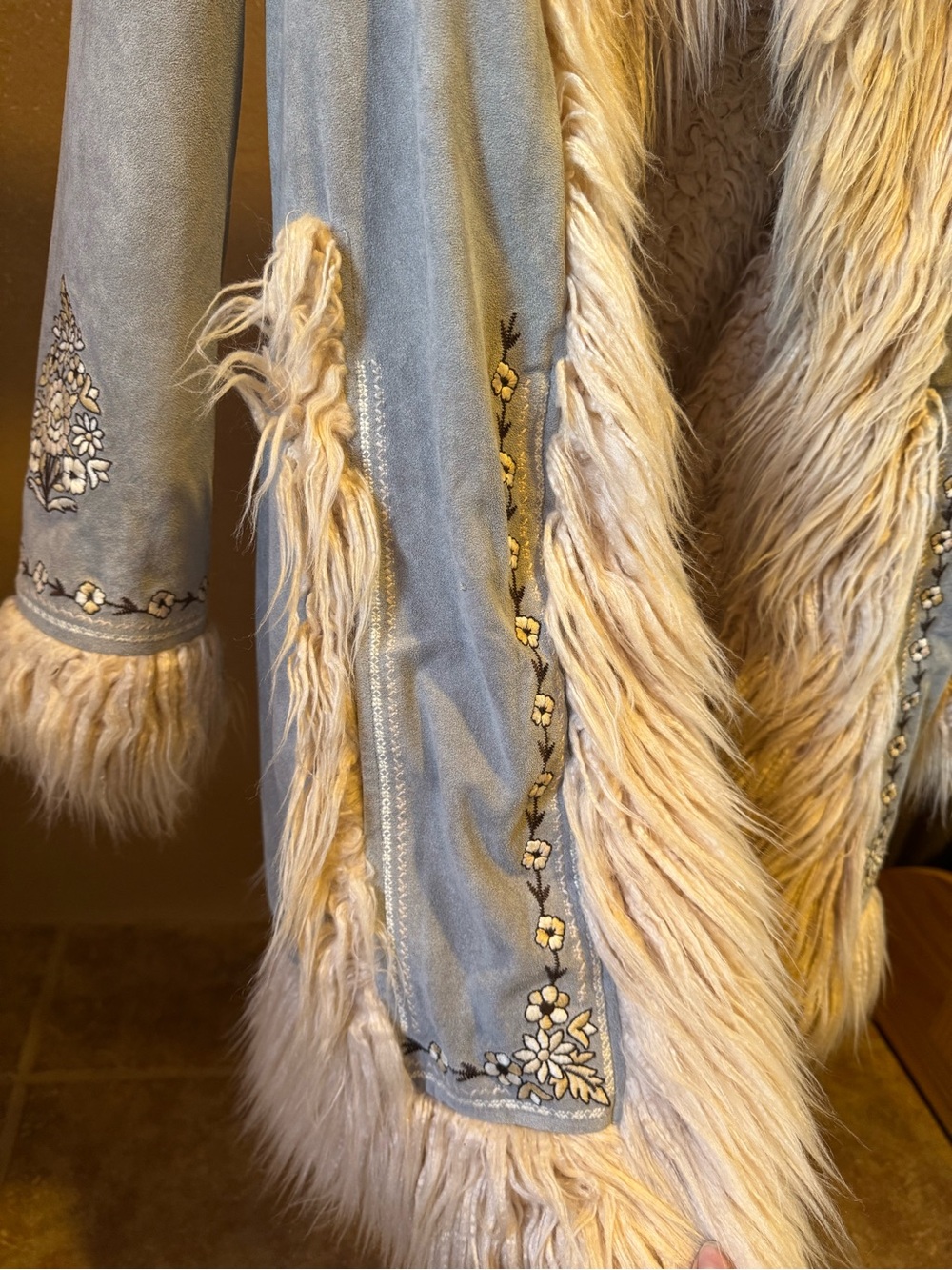 Spell Joplin Jacket Blue Suede Faux Fur - Picture 11 of 13
